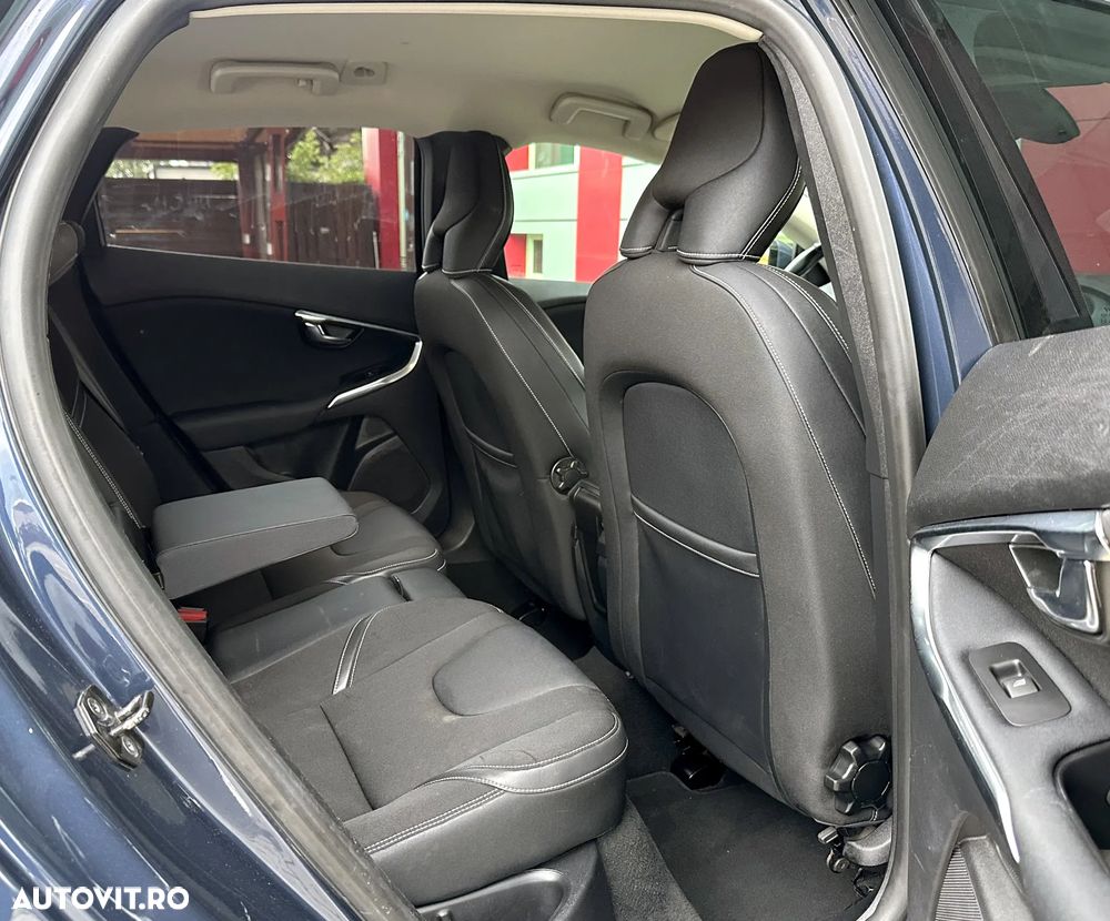 Volvo V40 - 17