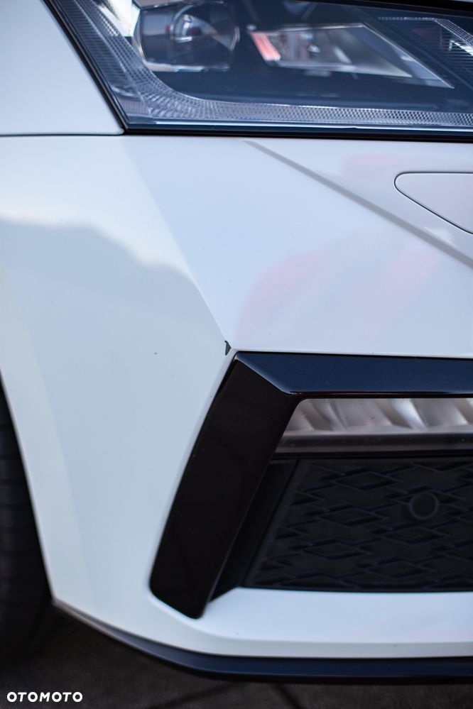 Skoda Octavia 2.0 TSI RS DSG - 6
