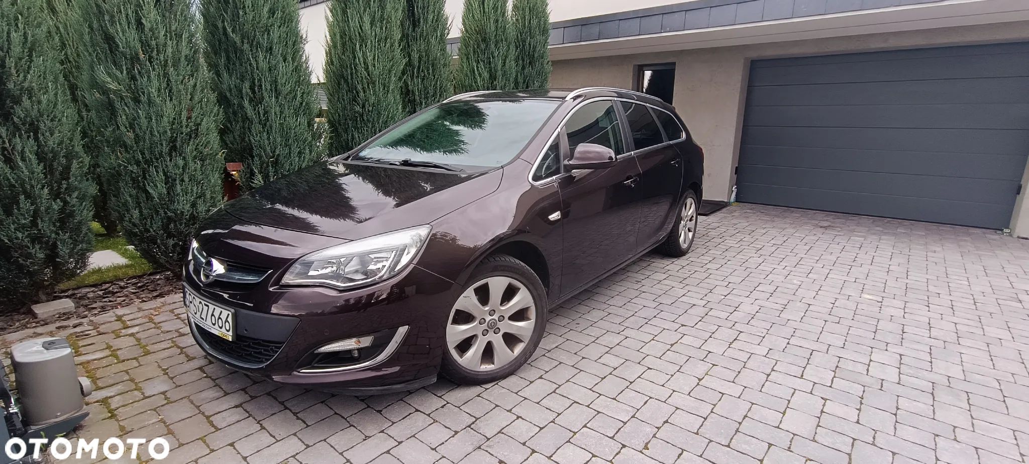 Opel Astra IV 1.4 T Cosmo - 1