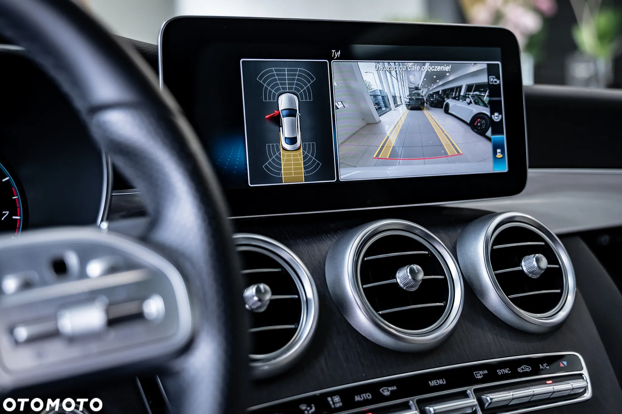 Mercedes-Benz Klasa C 300 9G-TRONIC - 34