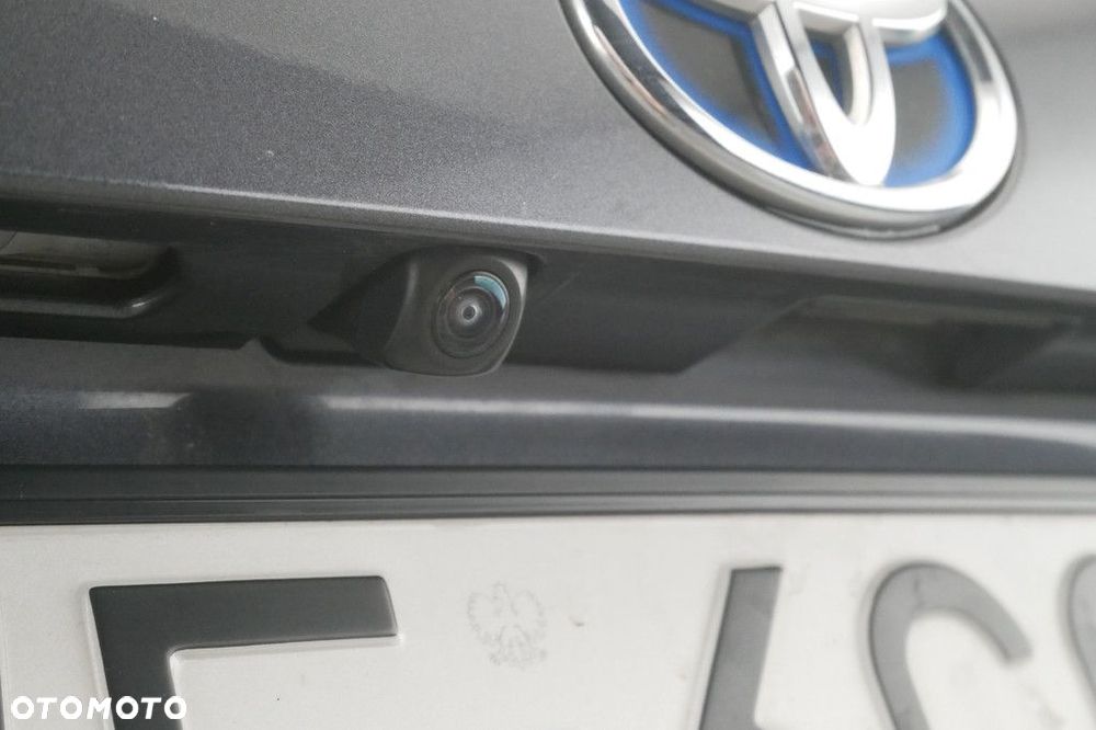 Toyota RAV4 - 18