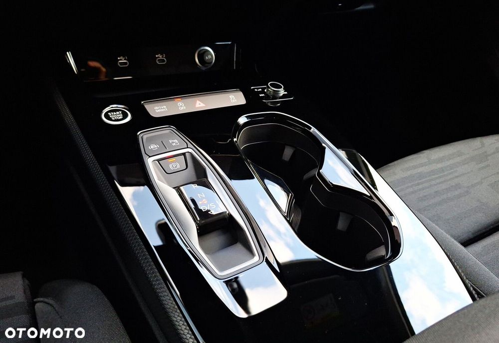 Audi A5 Avant TFSI S tronic - 16