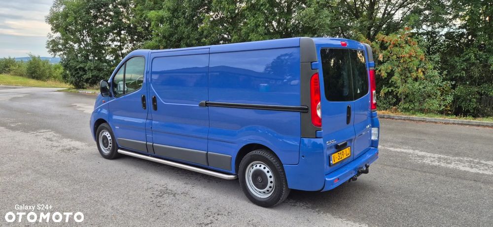 Opel Vivaro - 19