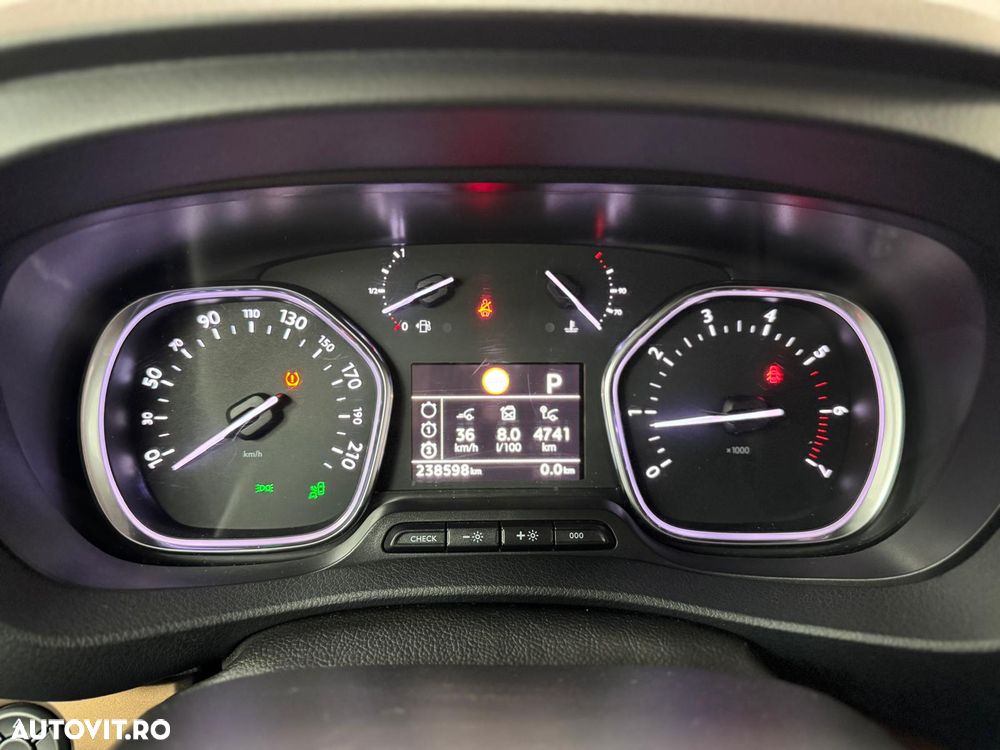 Toyota Proace 2,0-l-D-4D L1 (8-Si.) Autm. Verso Exclusive - 6