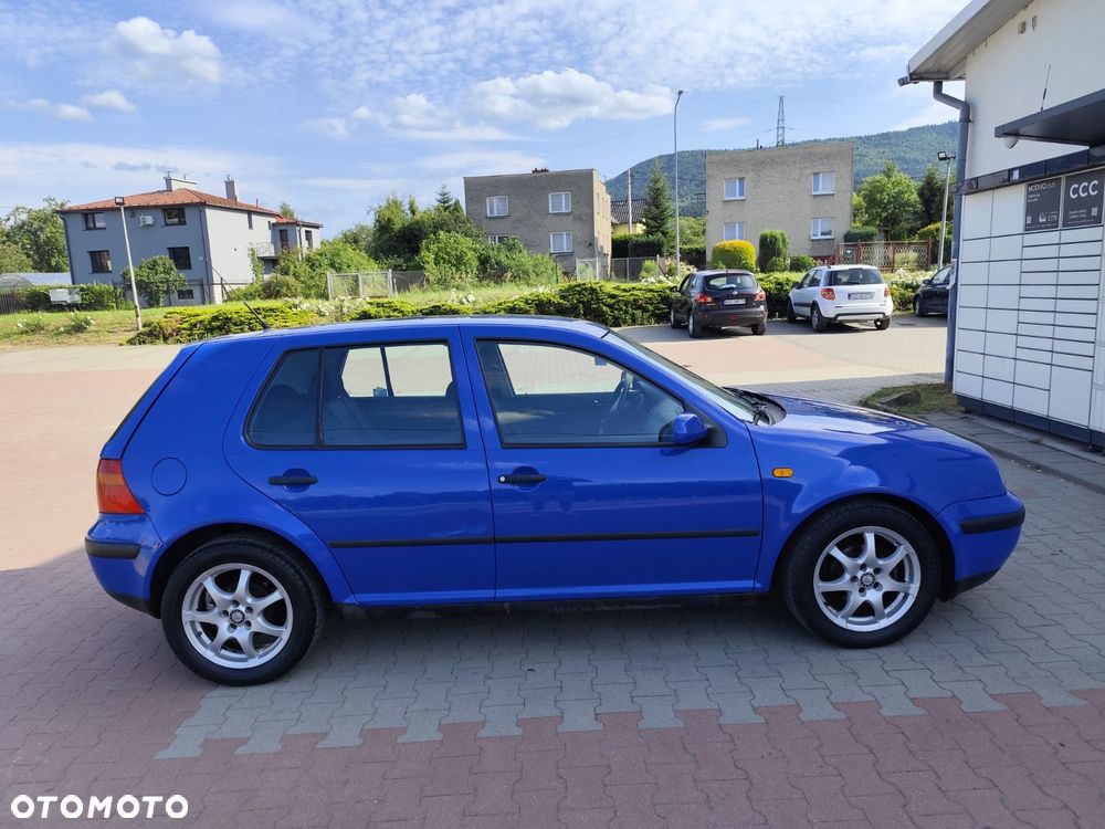 Volkswagen Golf 1.4 Basis - 3