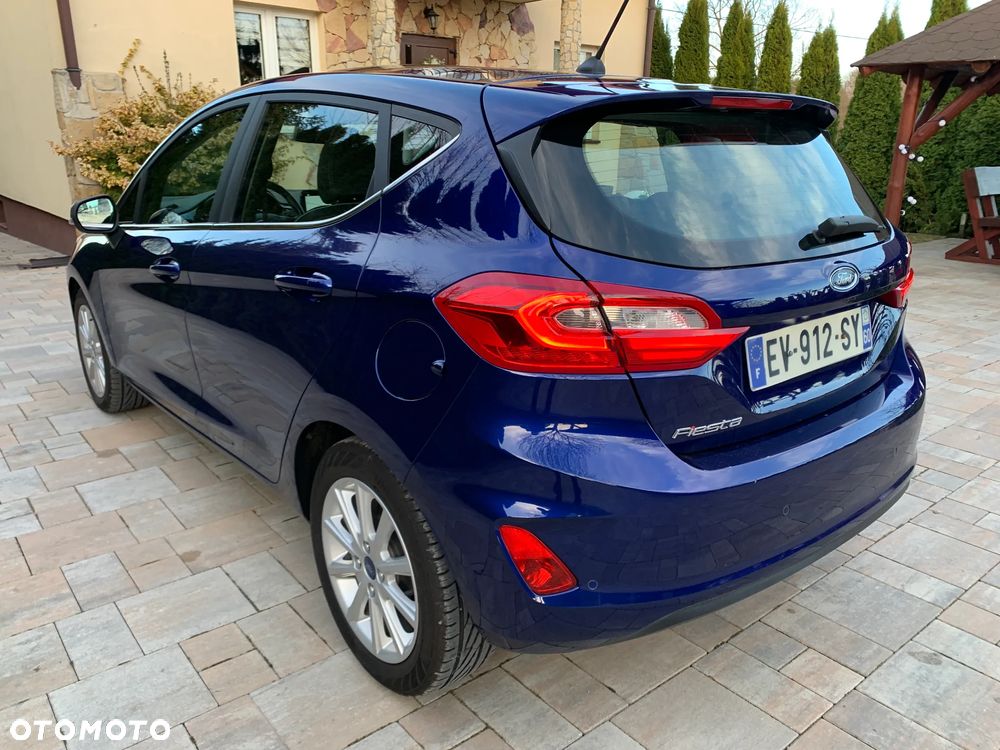 Ford Fiesta 1.0 EcoBoost S&S TITANIUM - 10