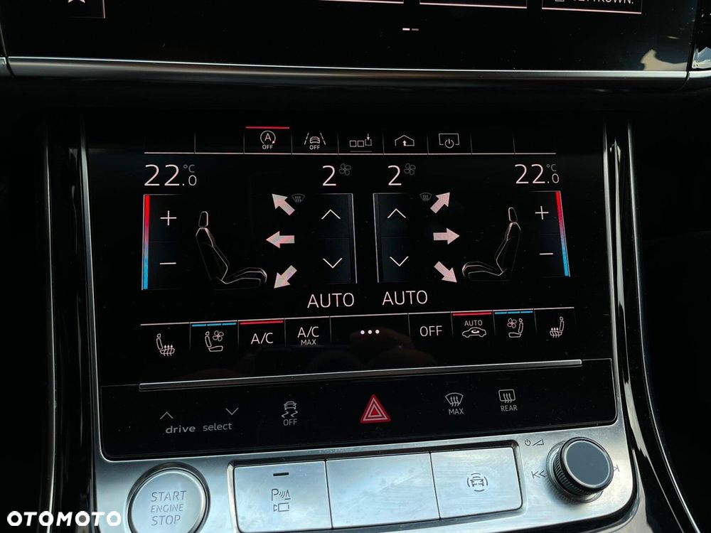 Audi A8 - 35