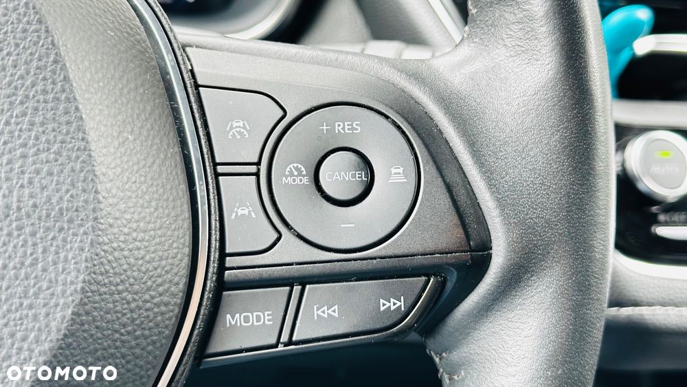 Toyota Corolla 2.0 Hybrid Style - 24
