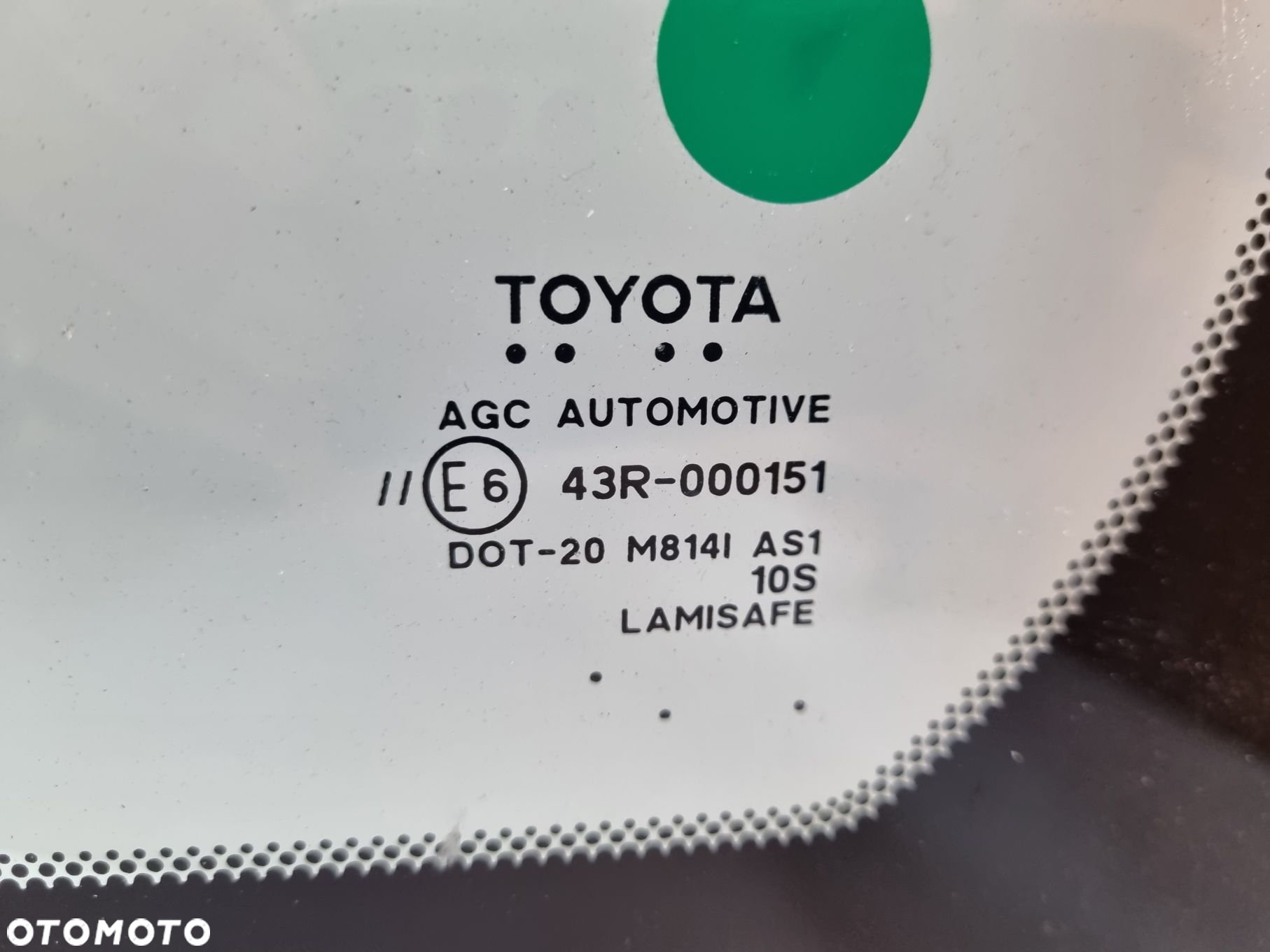 Szyba przednia TOYOTA CAMRY HYBRID 2019- SEDAN - 2