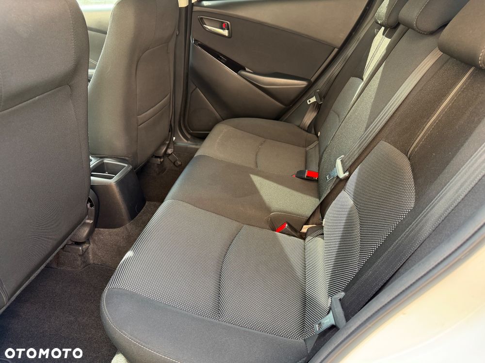 Mazda 2 1.5 Skypassion i-ELoop - 15