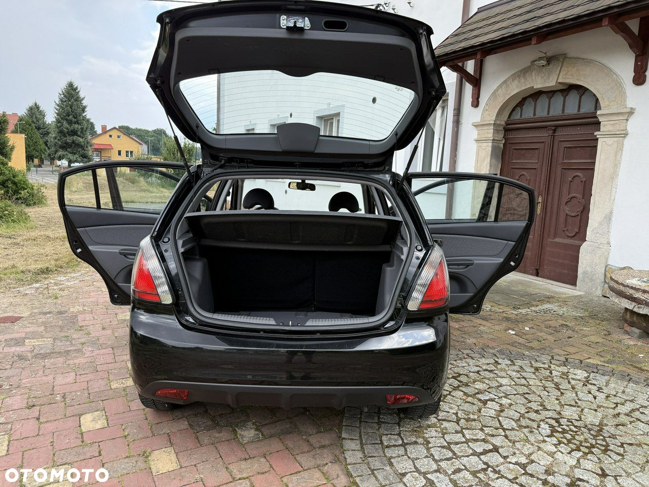 Kia Rio 1.4 Comfort - 8