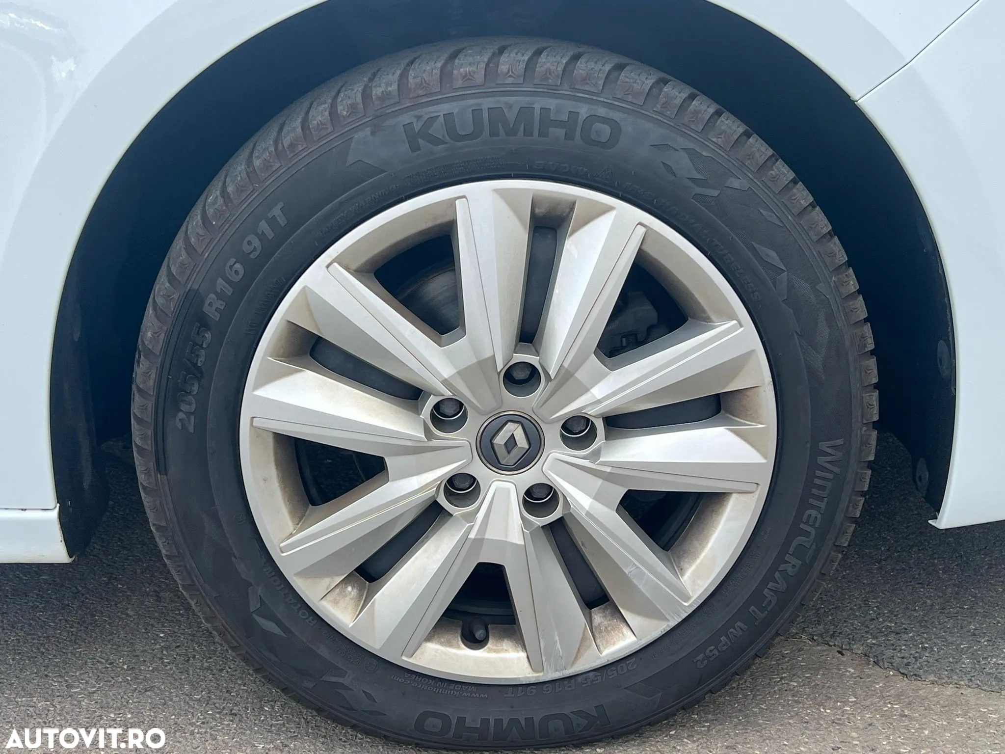 Renault Megane TCe 140 GPF Zen - 7