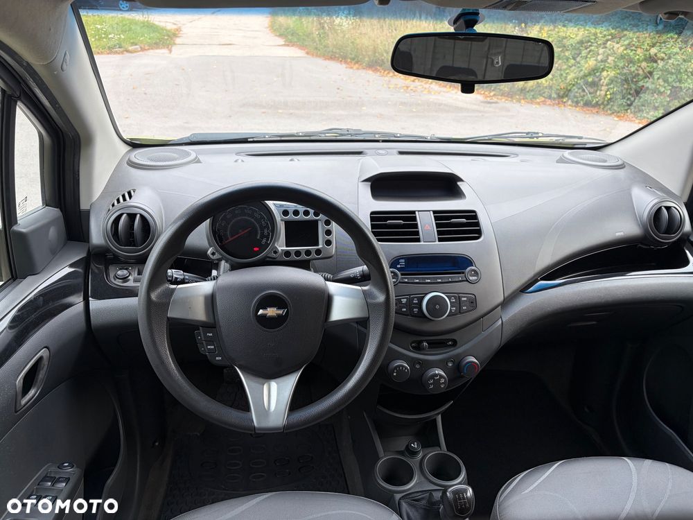 Chevrolet Spark - 27