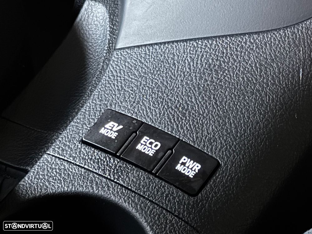 Toyota Auris Touring Sports 1.8 HSD Exclusive - 21