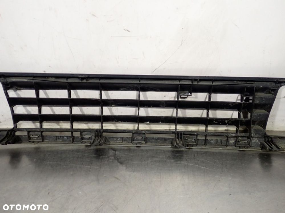 GRILL ATRAPA VOLKSWAGEN JETTA II LIFT - 7