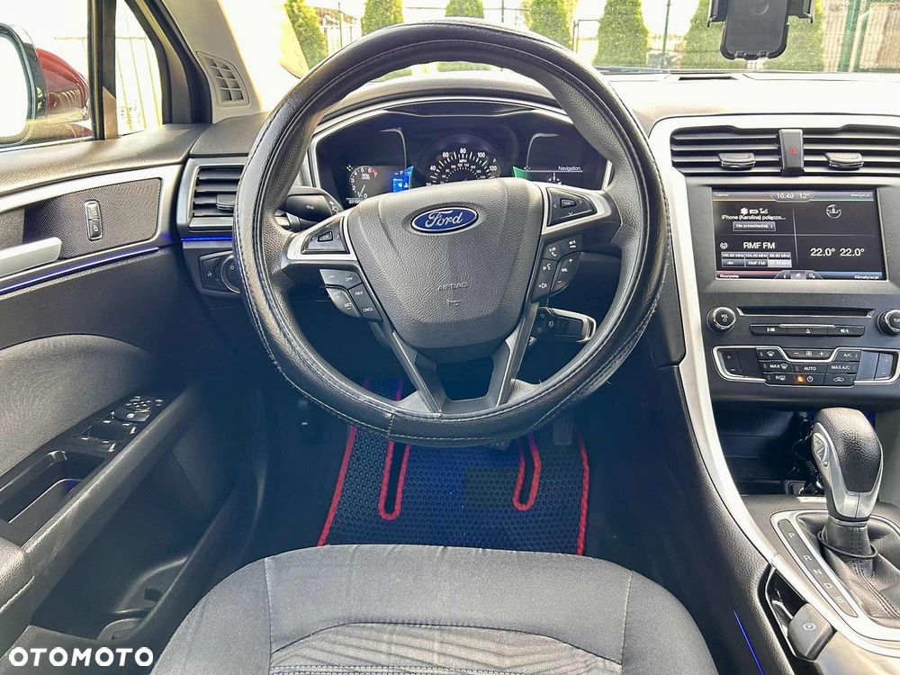 Ford Fusion - 5