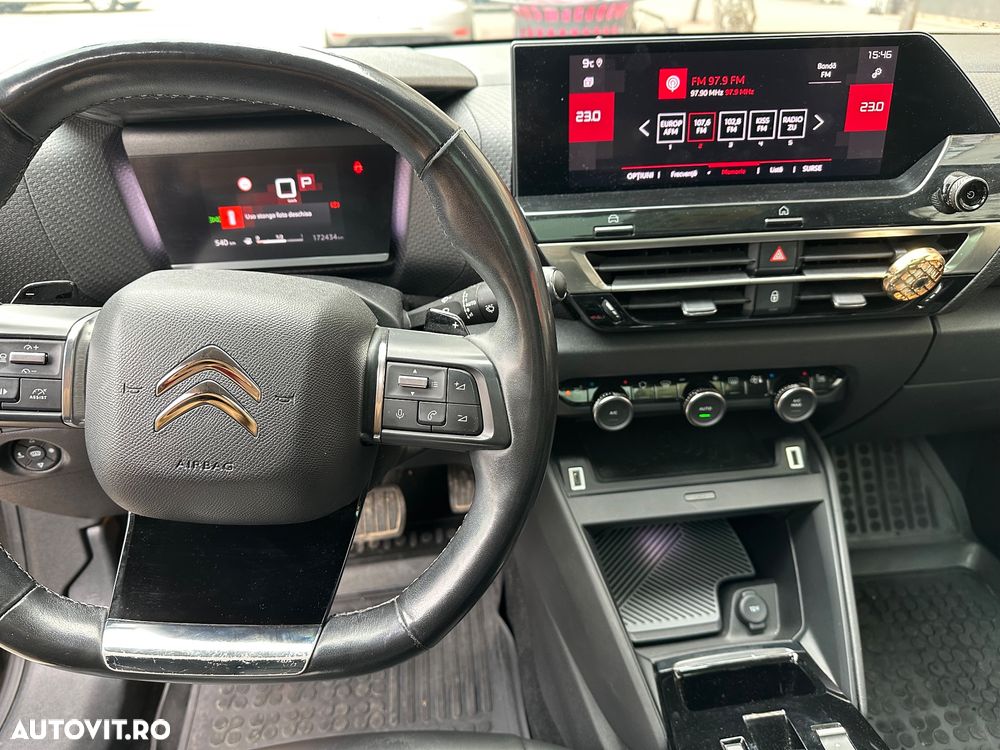 Citroën C4 BlueHDi 130 Stop&Start EAT8 SHINE - 9