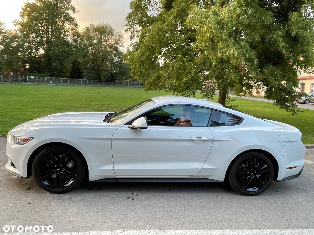 Ford Mustang 2.3 EcoBoost - 2