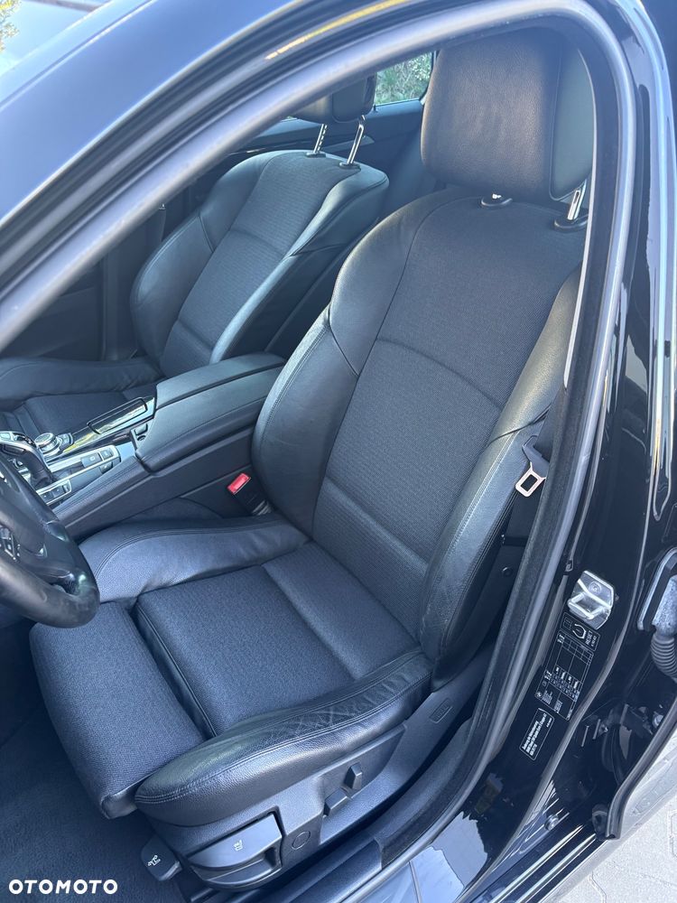 BMW Seria 5 - 12