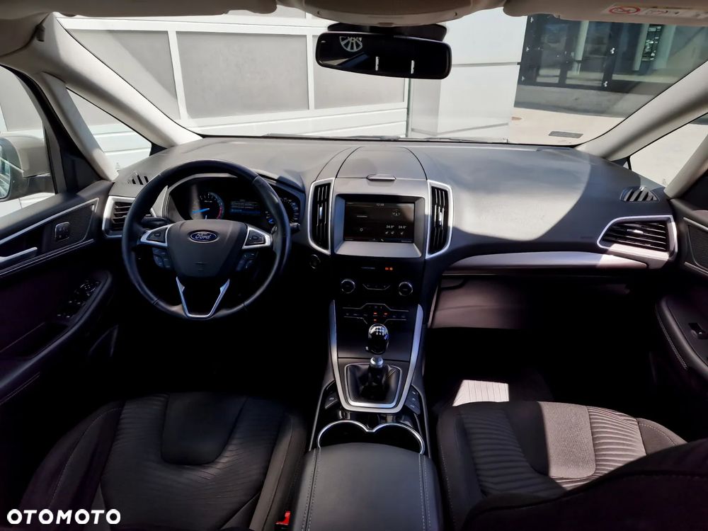 Ford S-Max 1.5 EcoBoost Titanium - 6