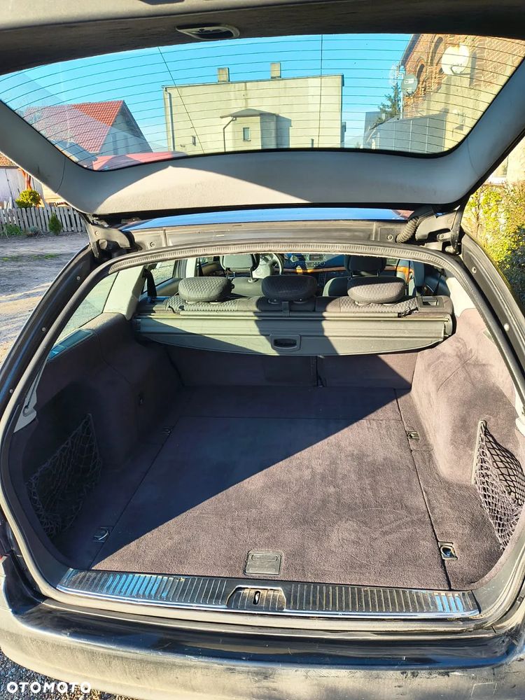 Mercedes-Benz Klasa E - 16