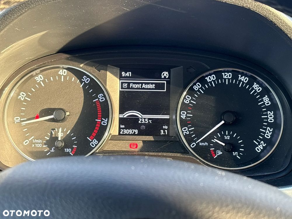 Skoda Fabia 1.0 MPI Edition - 23