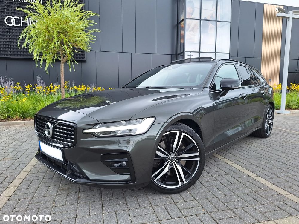 Volvo V60 B4 D R-Design - 1