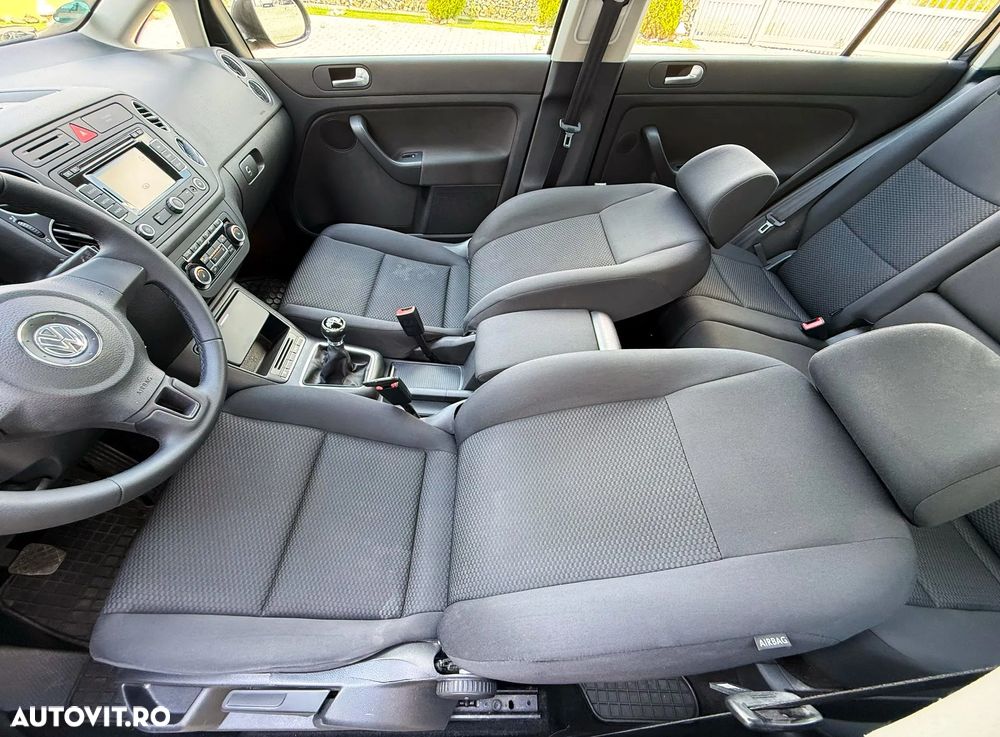 Volkswagen Golf Plus - 18