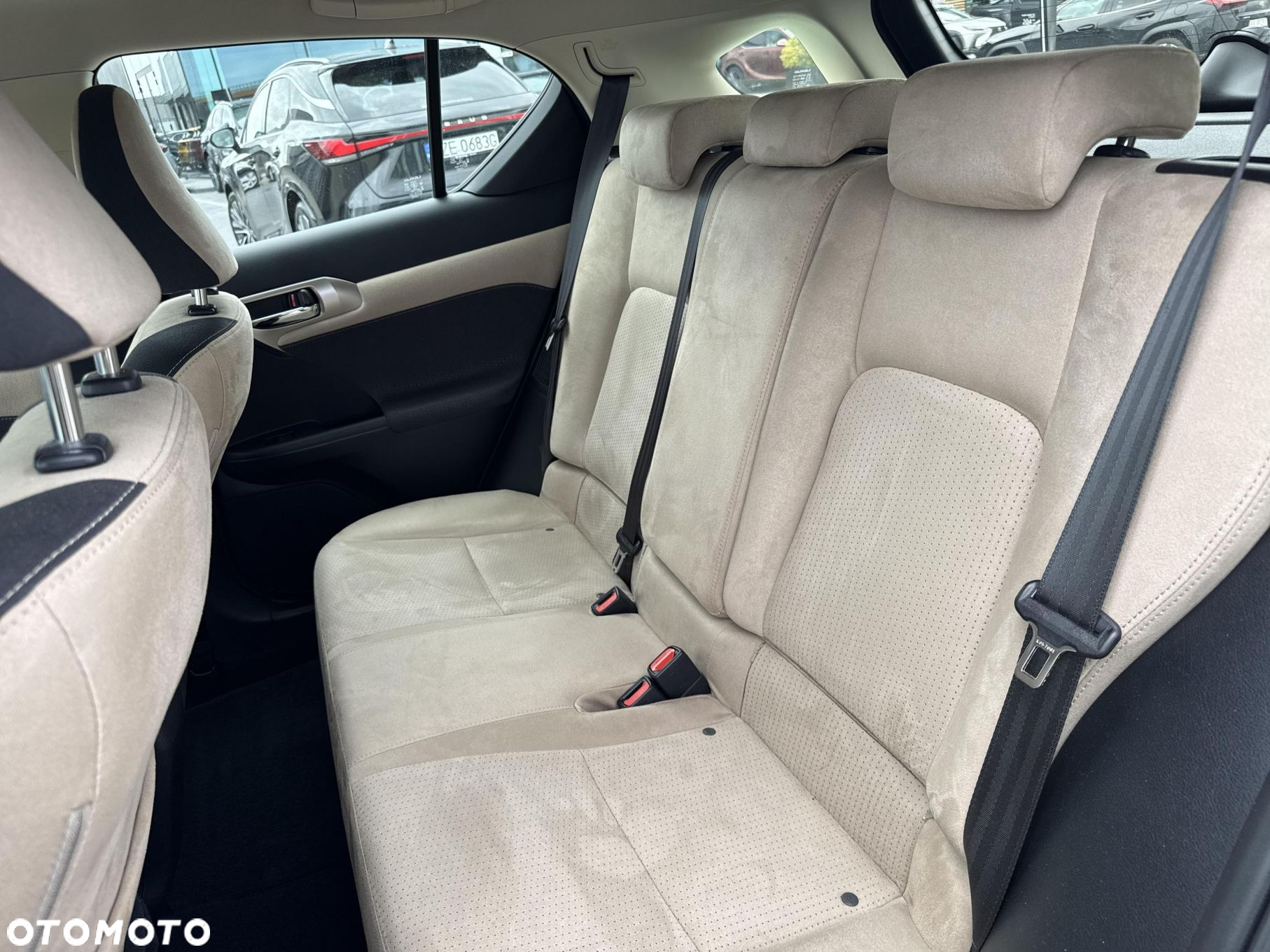 Lexus CT - 14