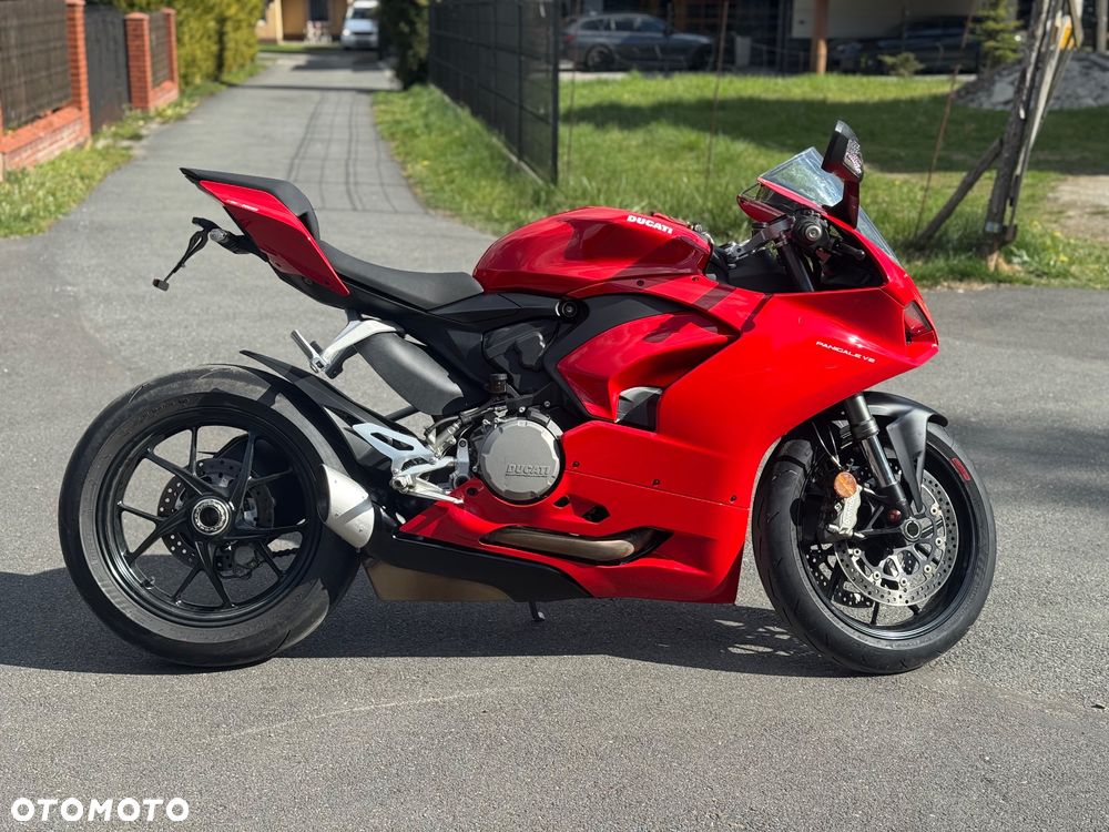 Ducati Panigale V2 - 2