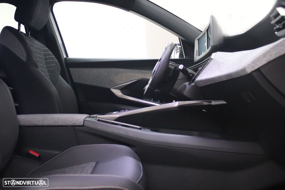 Peugeot 3008 1.2 Hybrid Allure e-DCS6 - 20