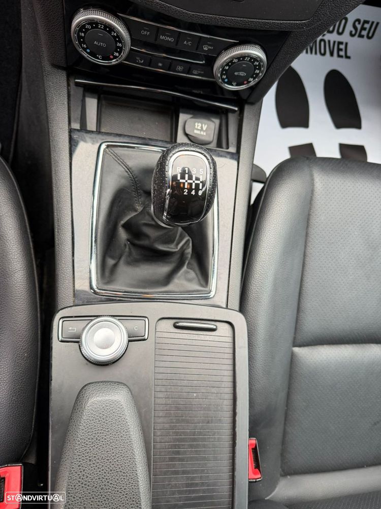 Mercedes-Benz C 200 CDi Classic BlueEfficiency - 32