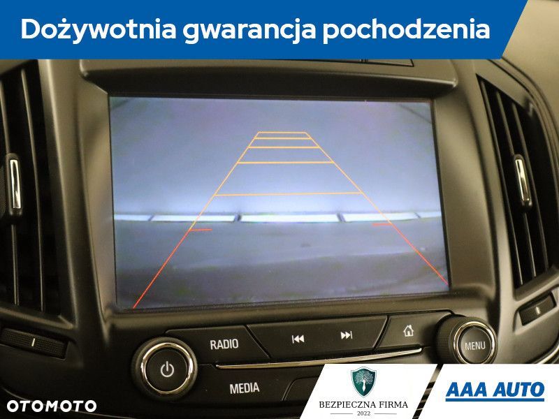 Opel Insignia - 21