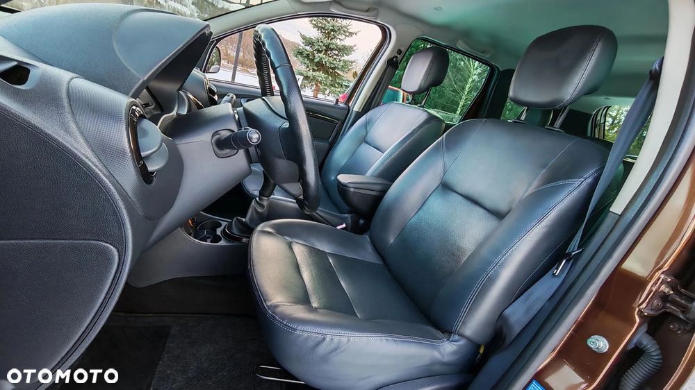 Dacia Duster SCe 115 4x2 Prestige - 25