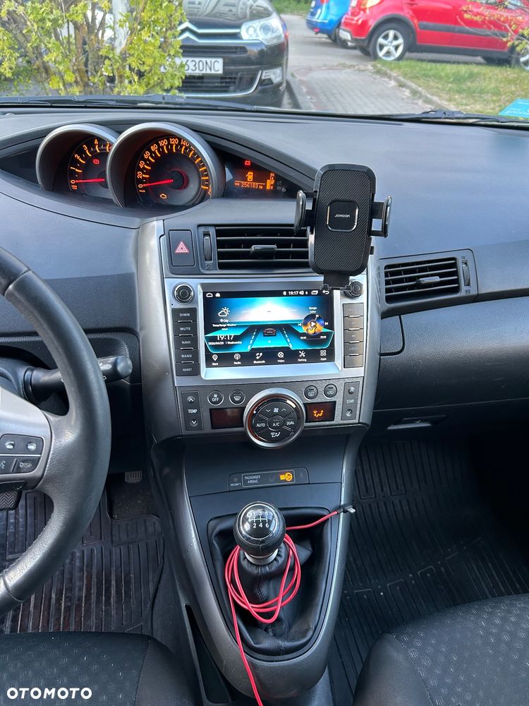 Toyota Verso 2.0 D-4D Sol SW 7os - 6