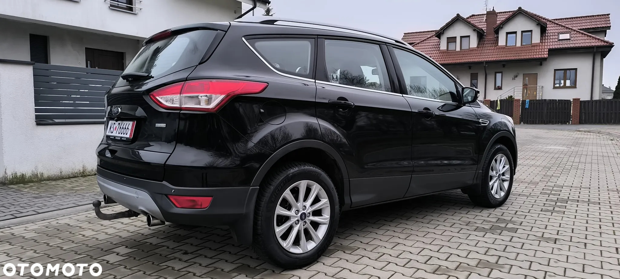 Ford Kuga 1.5 EcoBoost 2x4 Business Edition - 23