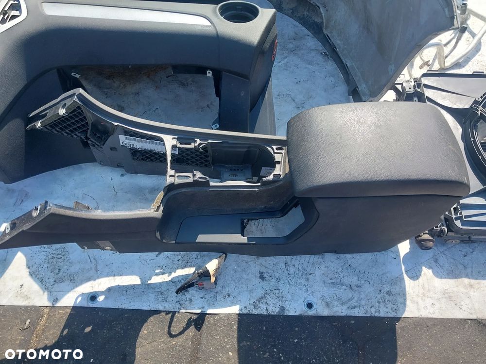 Podłokietnik skóra skórzany Ford Mondeo MK4 tunel środkowy schowek - 1