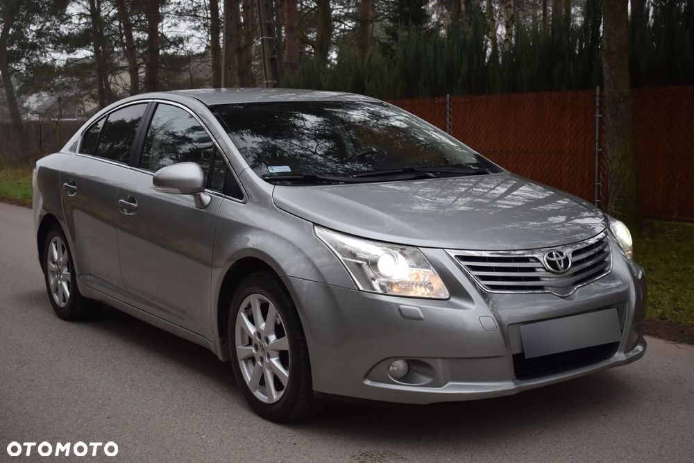 Toyota Avensis 2.0 Sol plus EU5 - 8