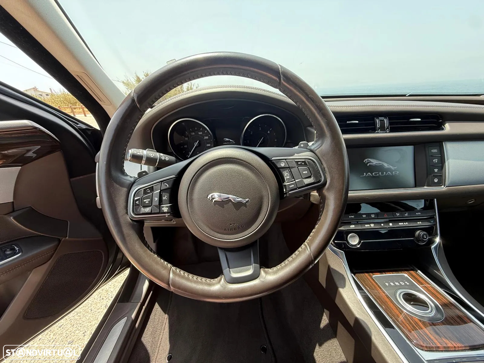 Jaguar XF 2.0 D Portfolio Aut. - 2