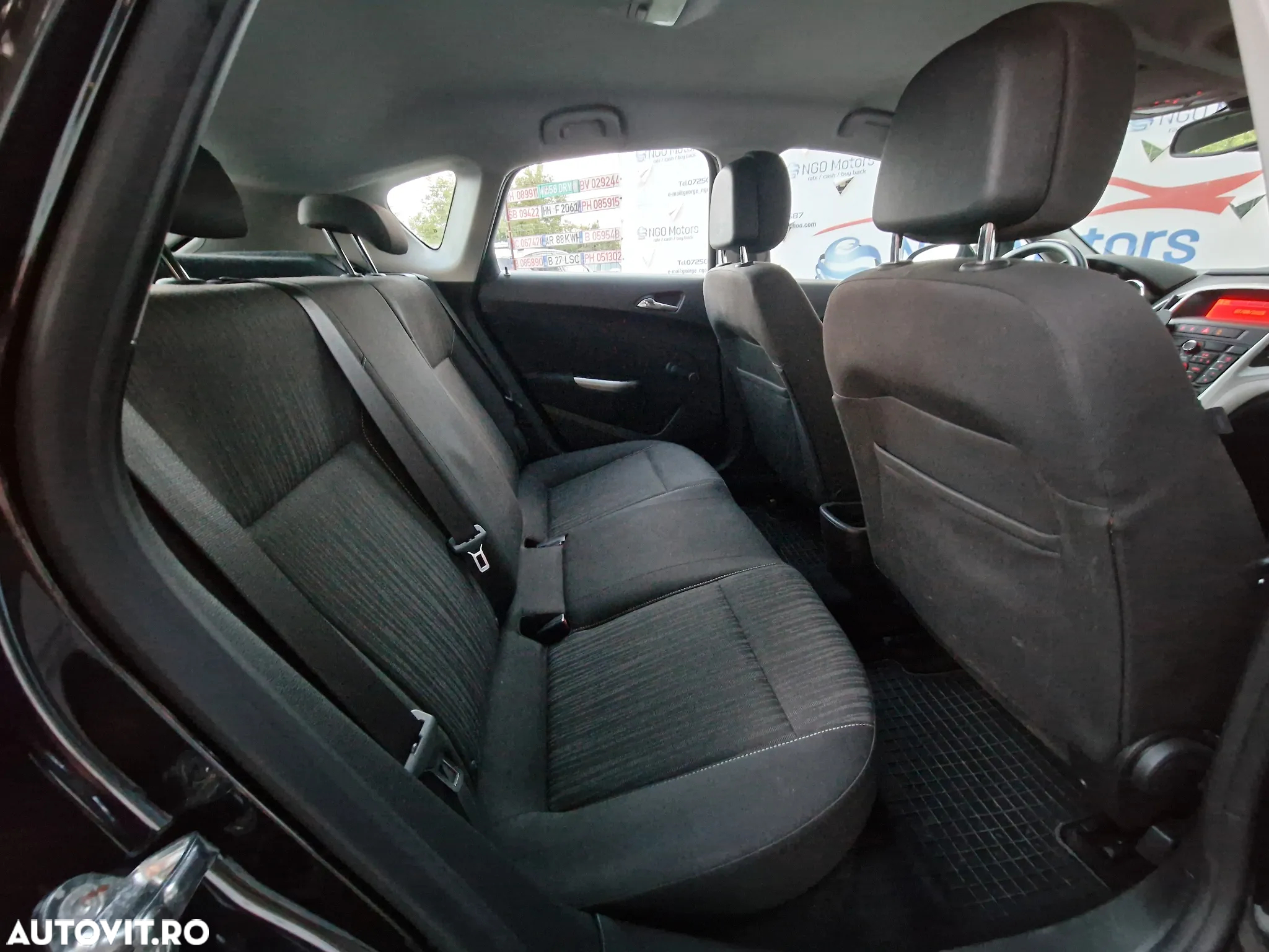 Opel Astra 1.7 CDTI DPF Cosmo - 11