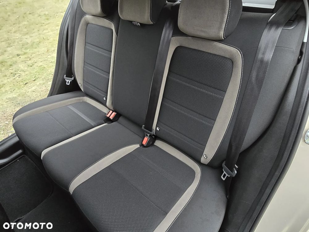 Fiat Tipo 1.4 16v Lounge EU6d - 24