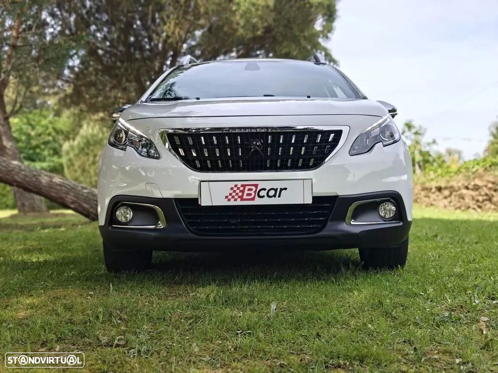 Peugeot 2008 1.2 PureTech Style — fotografia 4