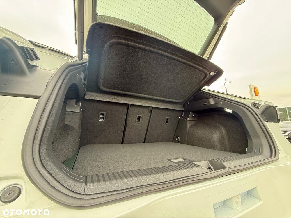 Volkswagen T-Roc 1.5 eTSI R-Line DSG - 33