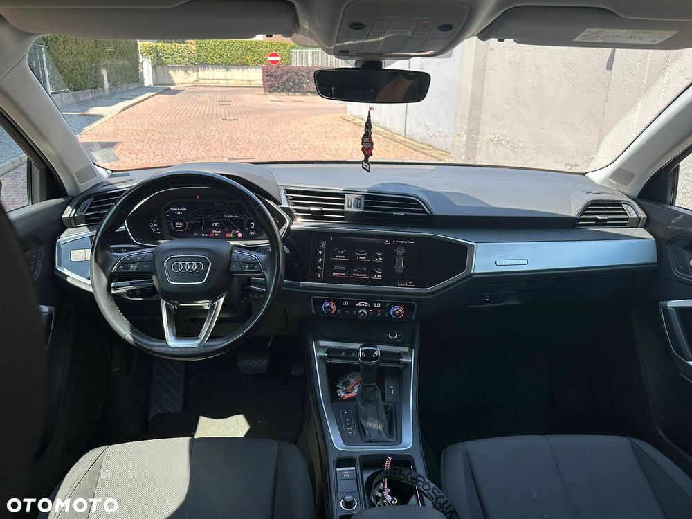 Audi Q3 - 21