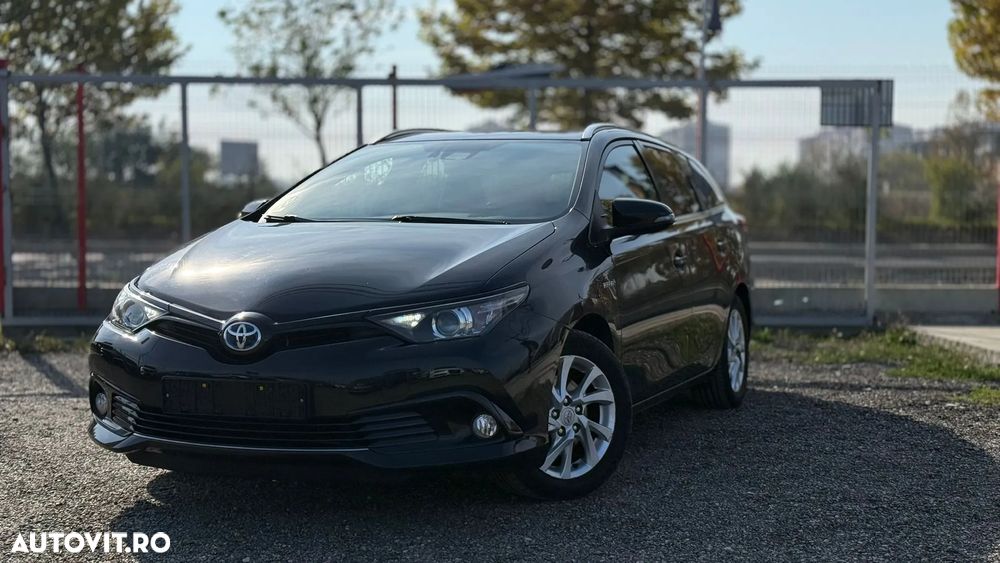 Toyota Auris - 4