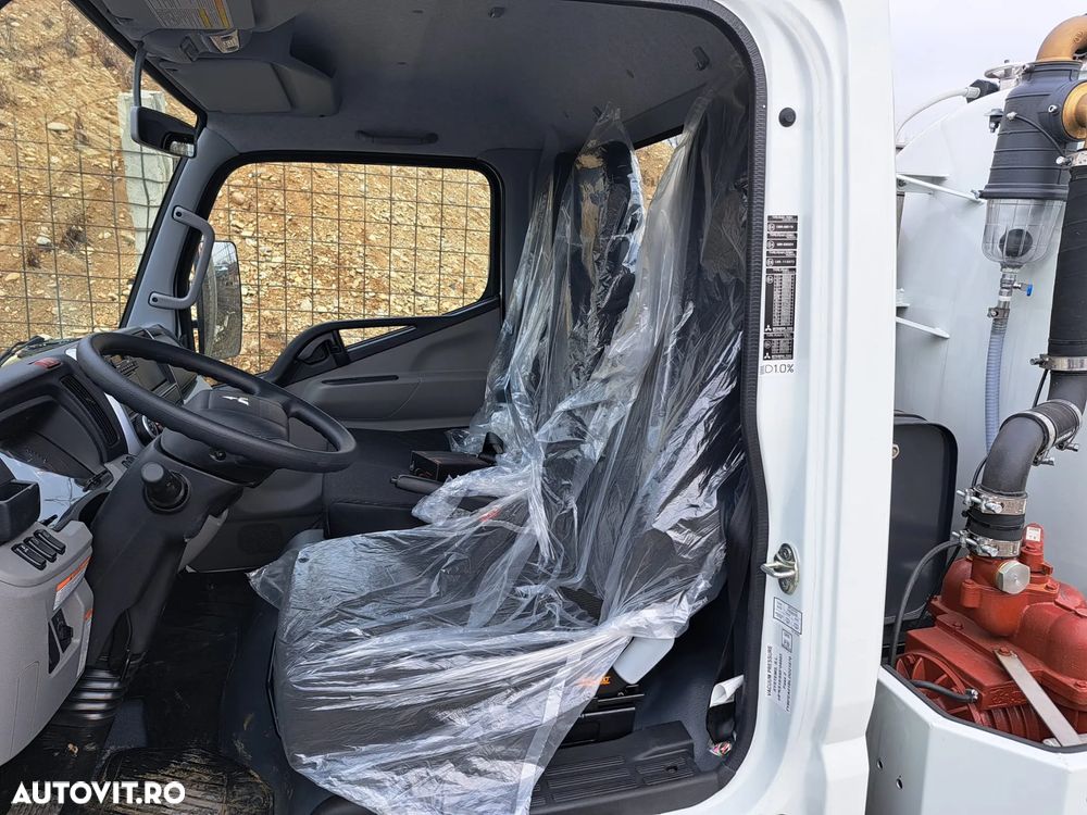 Mitsubishi Canter Fuso - 4