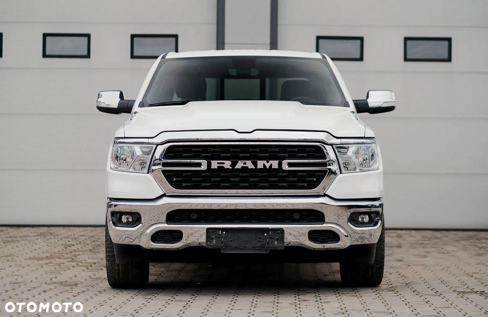 RAM 1500 Crew Cab Shortbed Bighorn - 4