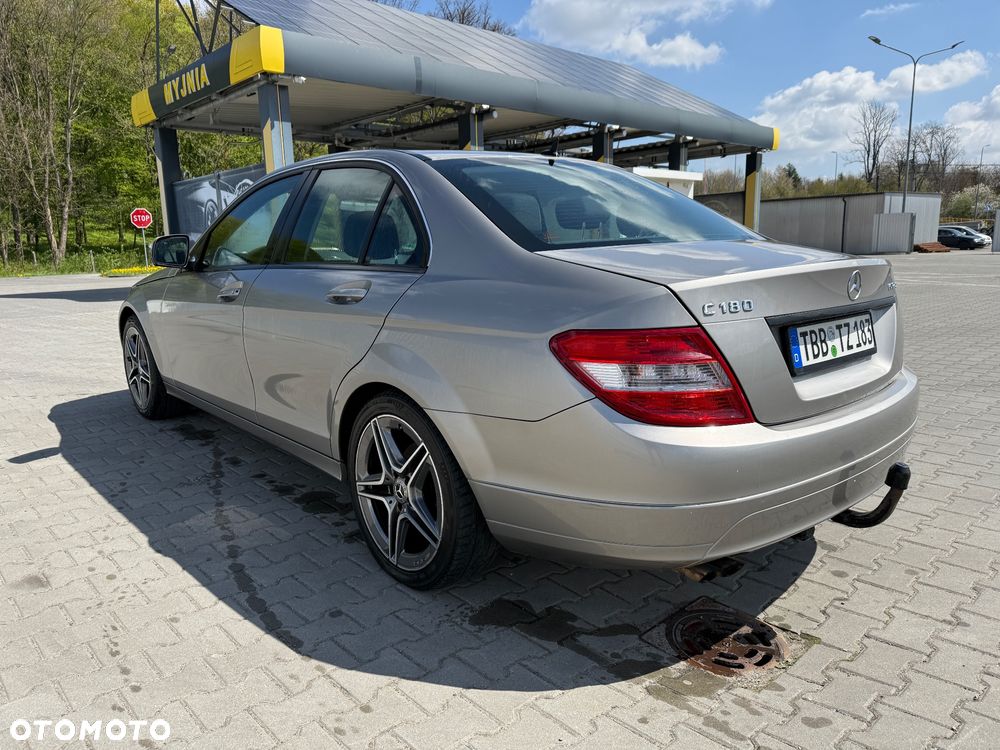 Mercedes-Benz Klasa C 180 Kompressor Automatik Classic - 8