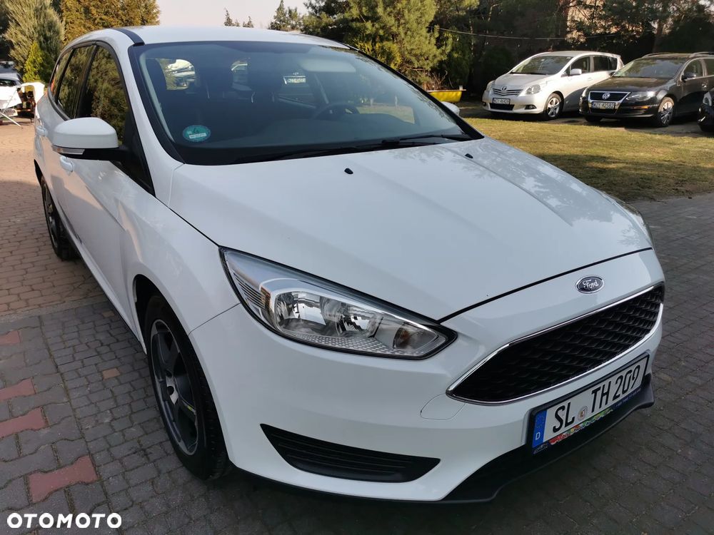 Ford Focus 1.0 EcoBoost 99g Trend Sport - 11