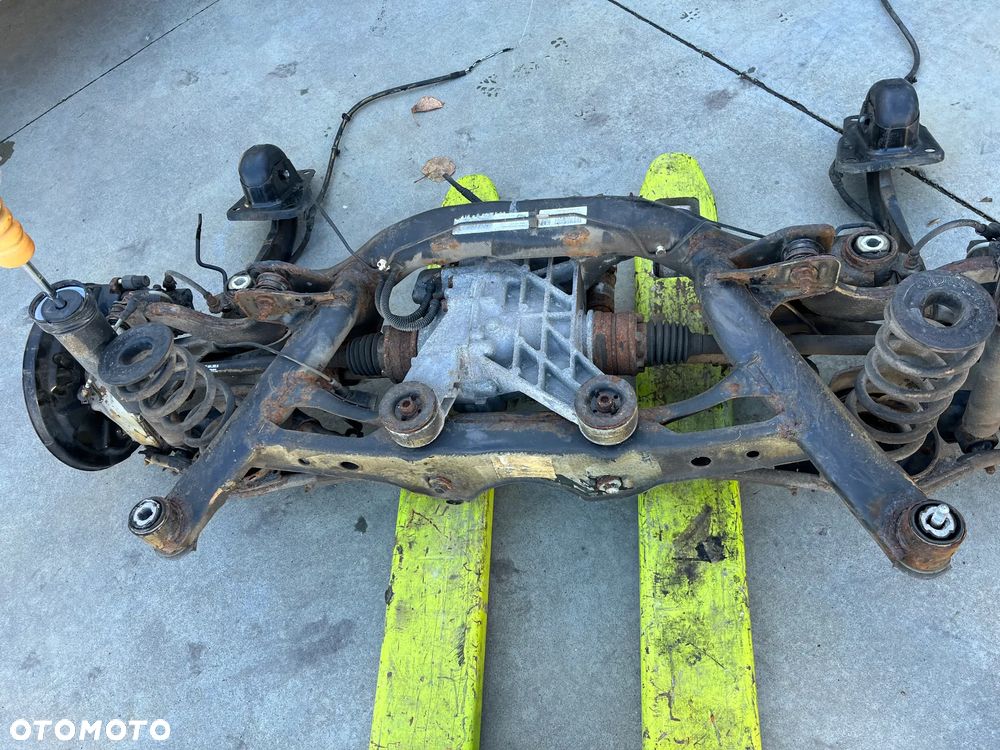 VW TIGUAN II 4X4 ZAWIESZENIE TYŁ KOMPLETNE - 8